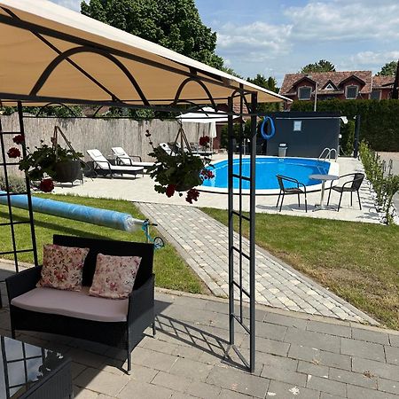 Vila Boska Palic Ngoại thất bức ảnh
