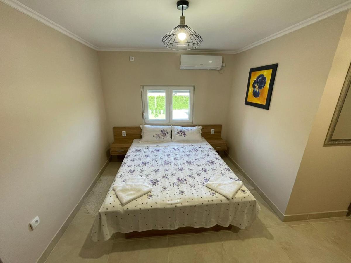 Vila Boska Palic Ngoại thất bức ảnh