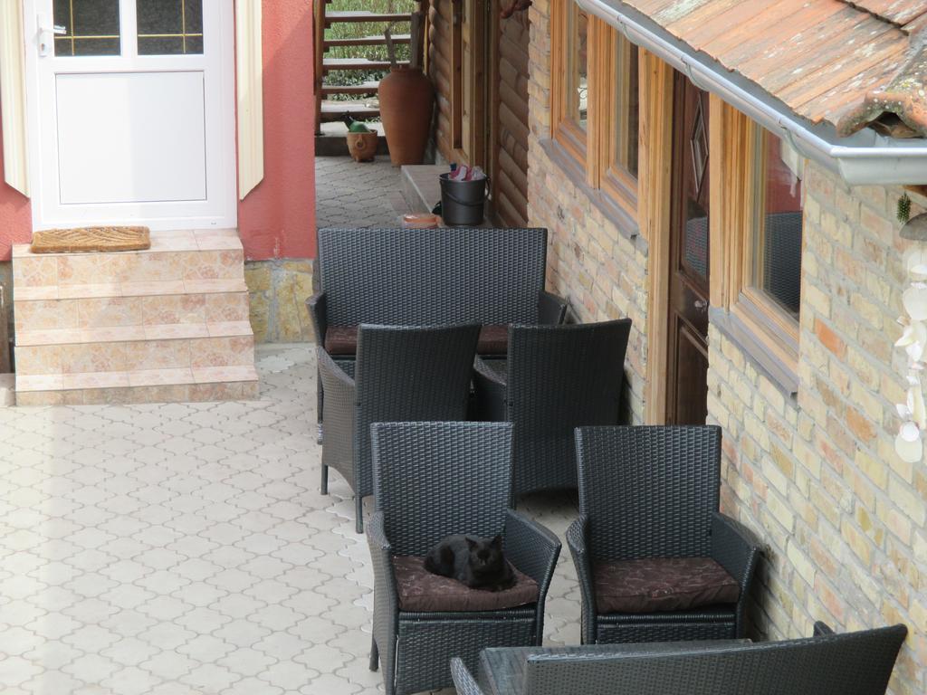 Vila Boska Palic Ngoại thất bức ảnh